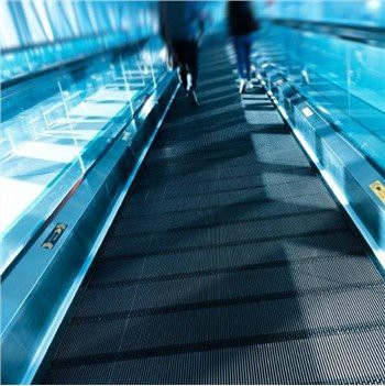 Thang cuốn di chuyển